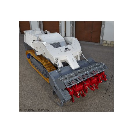Vehicle for mechanical mine clearance Digger D-250